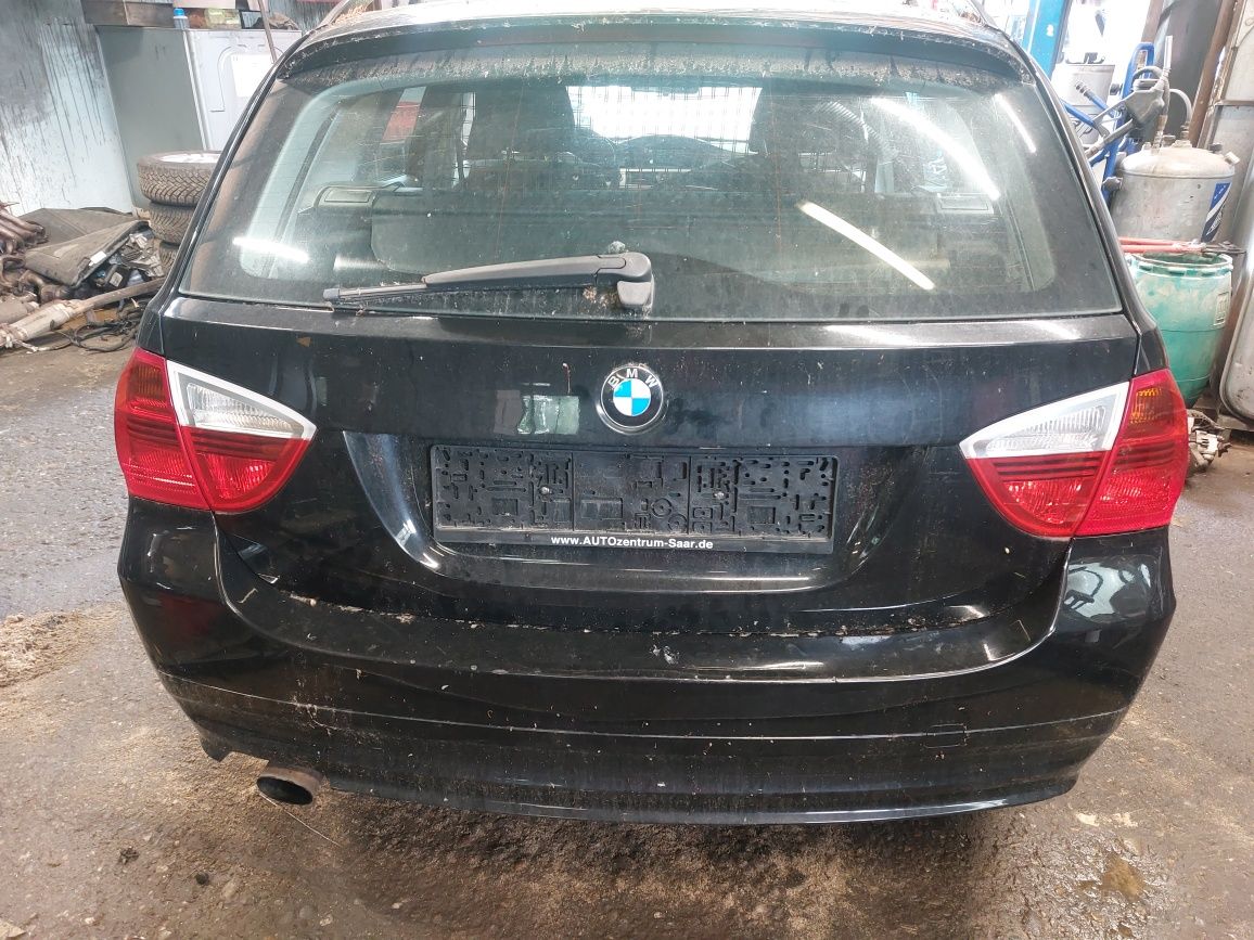 Hayon BMW 320 e 91 negru