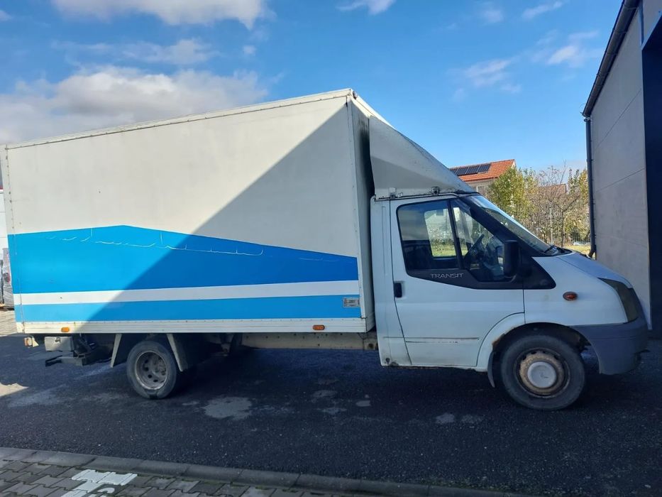 Ford Tranzit Vand Ford Tranzit duba cu lift ZEPRO  Pret 4300 euro Neg.