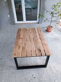 Masa din lemn de stejar