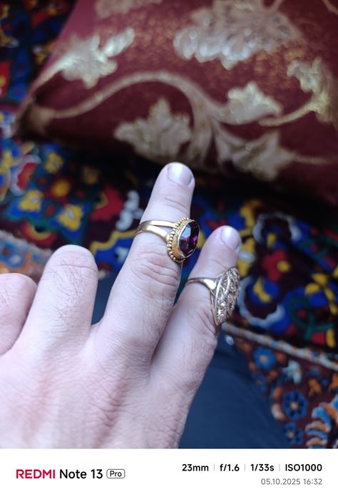 Золотые кольца с гранитами