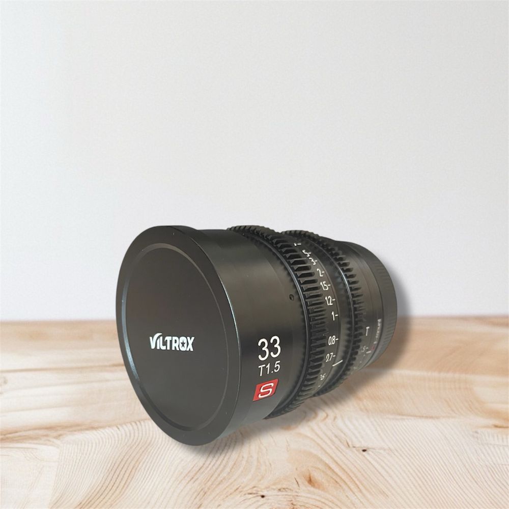 Obiectiv manual cinematic Viltrox,33 mm