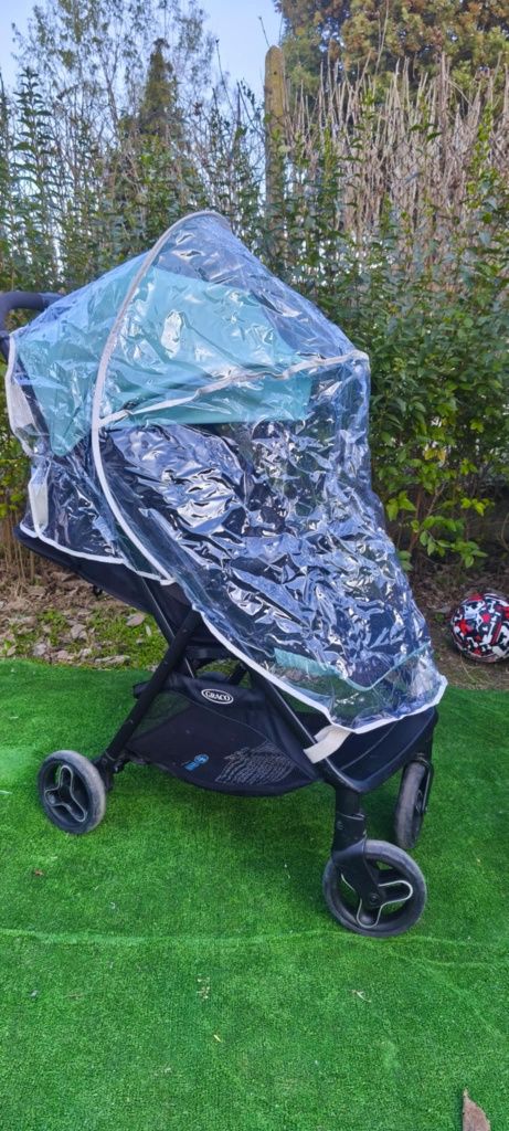 Лятна количка Graco Muavo