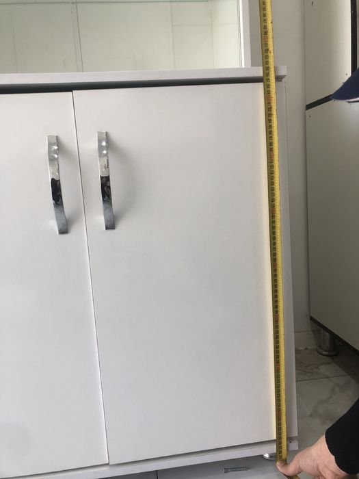 Shkaf apteka dukonga tugri keladi