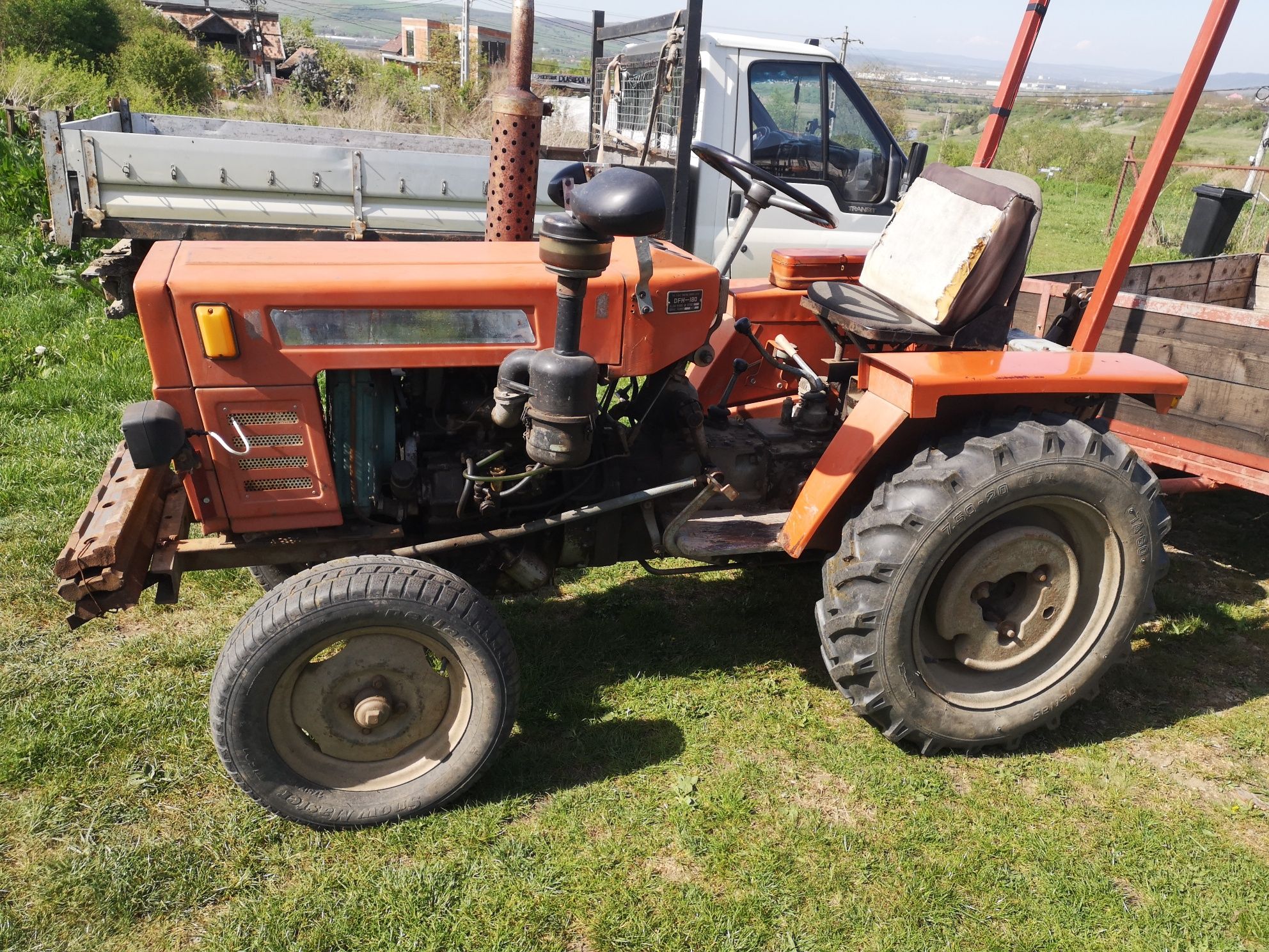 Tractoras yto dfh 180