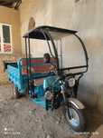 Yuk tashiydigan elektro-mototsikl (trike) sotiladi
