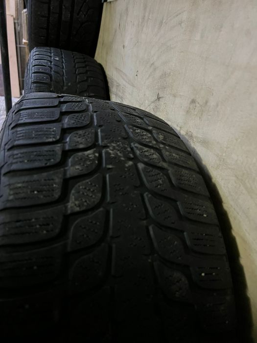 Anvelope de iarnă Pirelli+Bridgestone 225/45 R17
