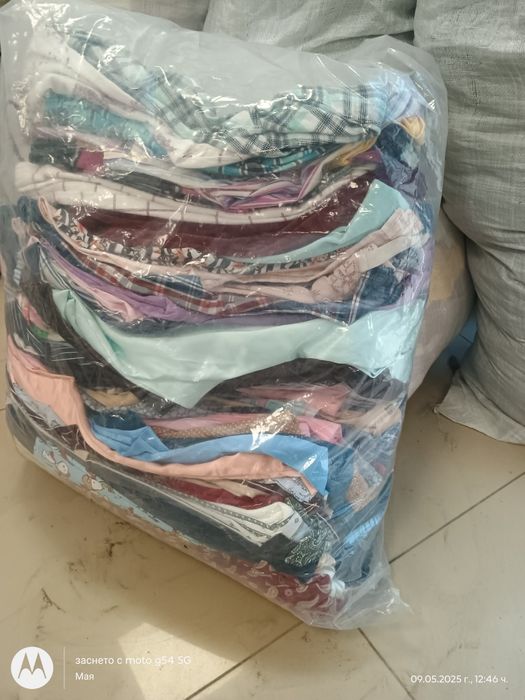 Дрехи втора употреба  3 лв кг, само ако се вземе всичката стока