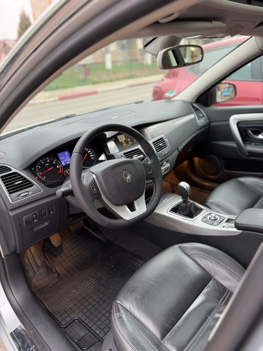 Renault Laguna Estate 2.0 Dinamique BOSE