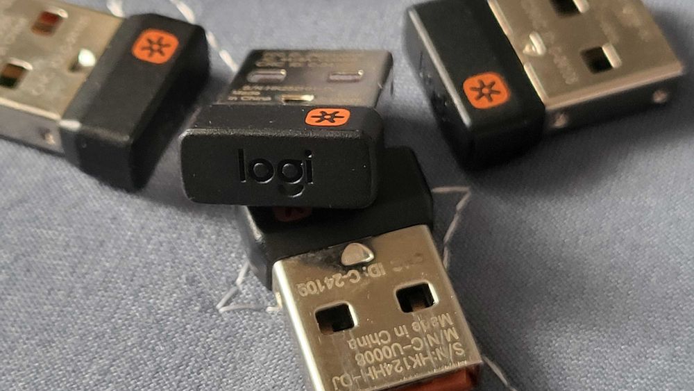 Logi & Logitech Stik Usb U0008 Adaptor tastatura Mause