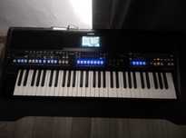 Orgă Yamaha PSR sx600