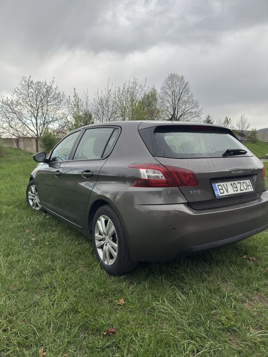 Peugeot 308 model 2015