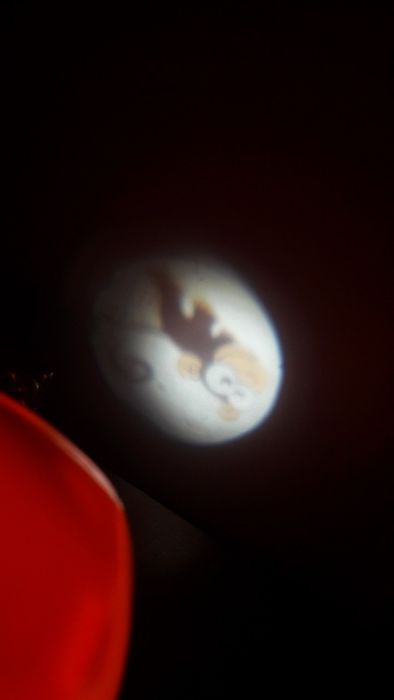 нов музикален прожектор за рисуване