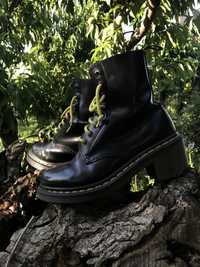 Bocaci Dr. Martens