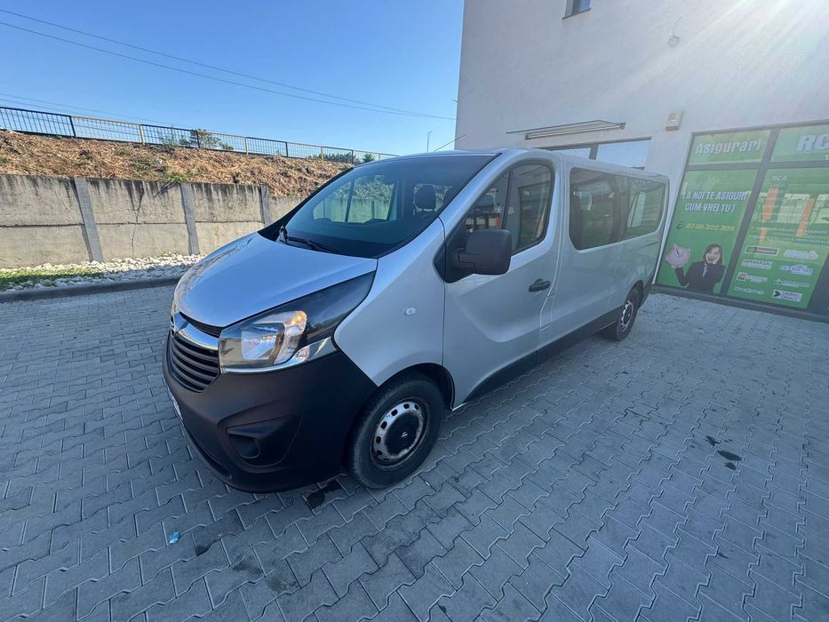 Opel Vivaro-1,6 Diesel-9 Locuri-Euro 6-L2H1