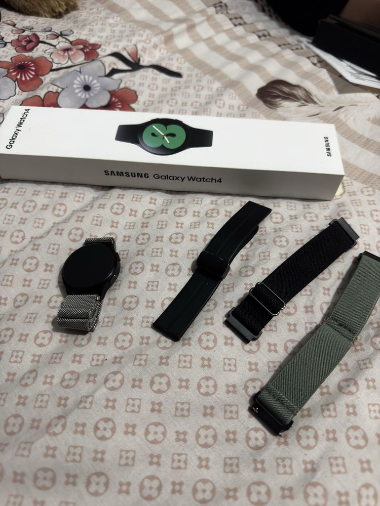 Samsung S23 256gb и часовник Samsung watch 4