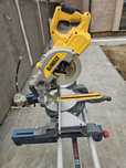 Fierastrau circular dewalt dcs777 cu masa bosch professional gta2600