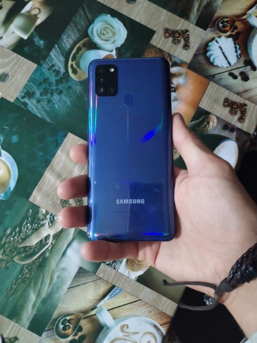Samsung a 21 s puțin fisurat