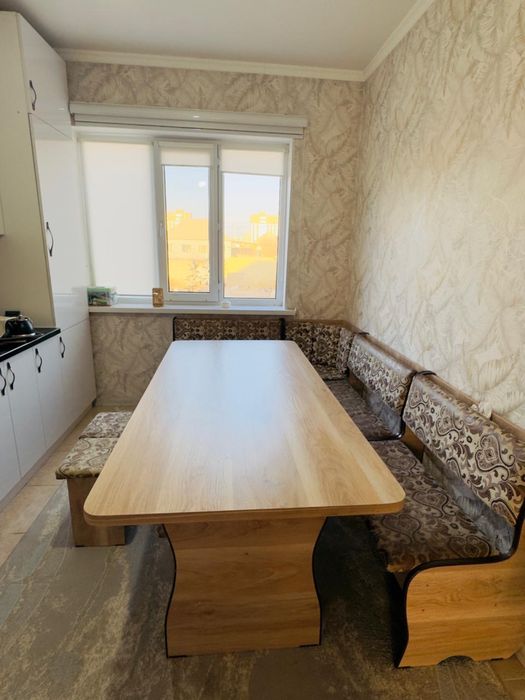 Стол и стулья 2 метр