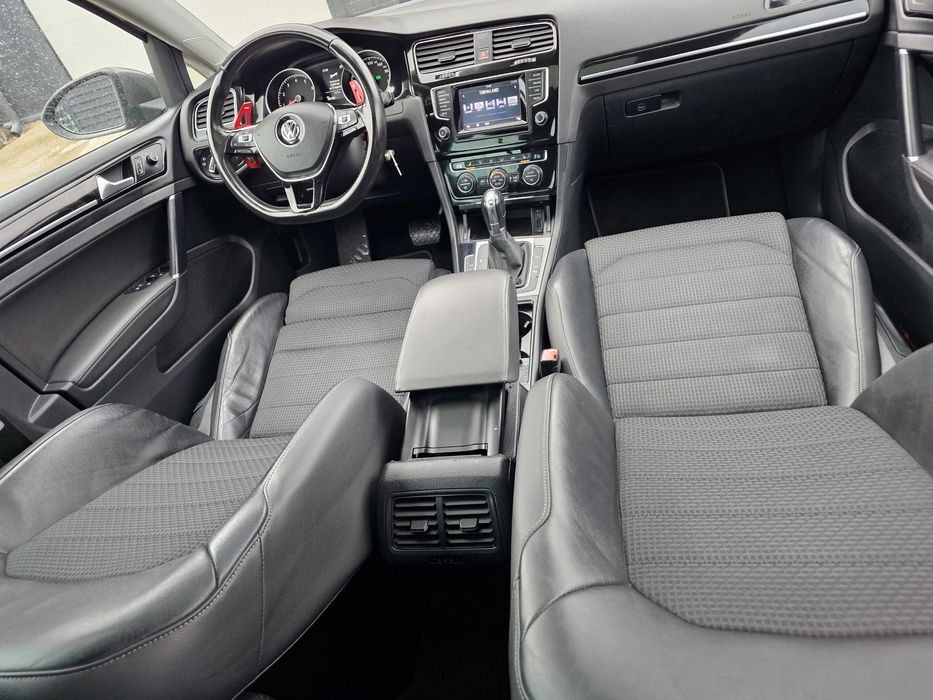 VW Golf 7 ~ 1.4Benzina ~ DSG ~ Bixenon ~ Trapa ~