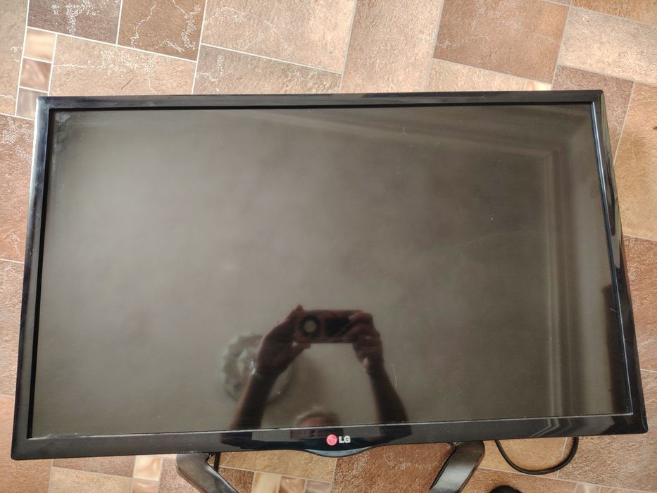 Телевизор LG 32 диагональ