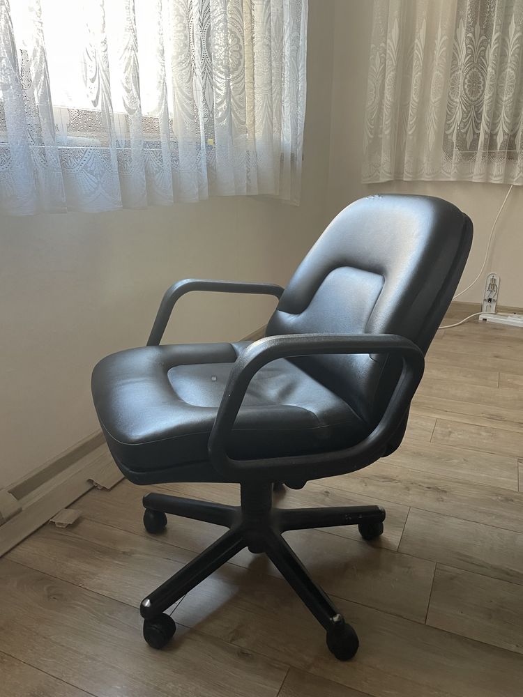Офис столове, 2 броя