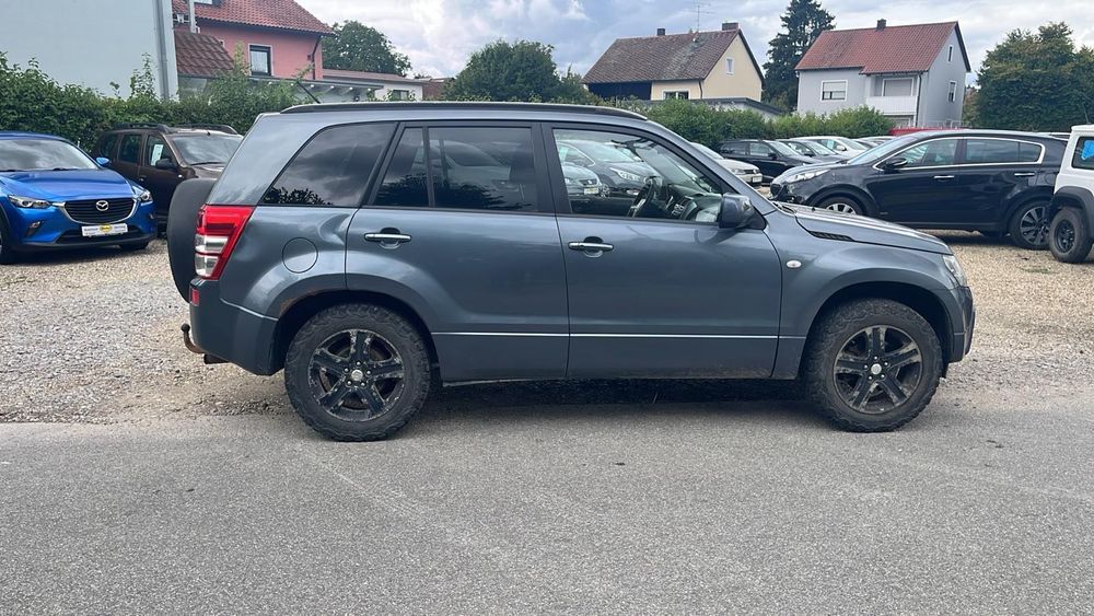 Suzuki Grand Vitara 2008 benzina