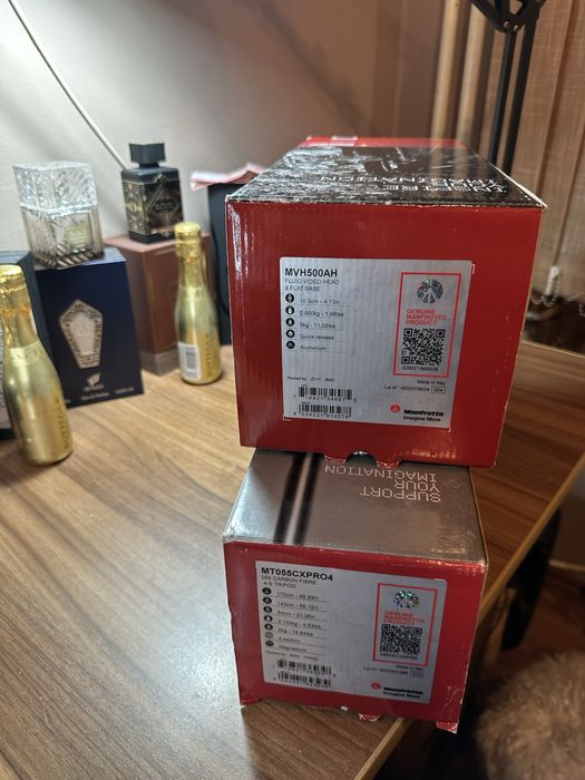 Trepied + cap video MANFROTTO