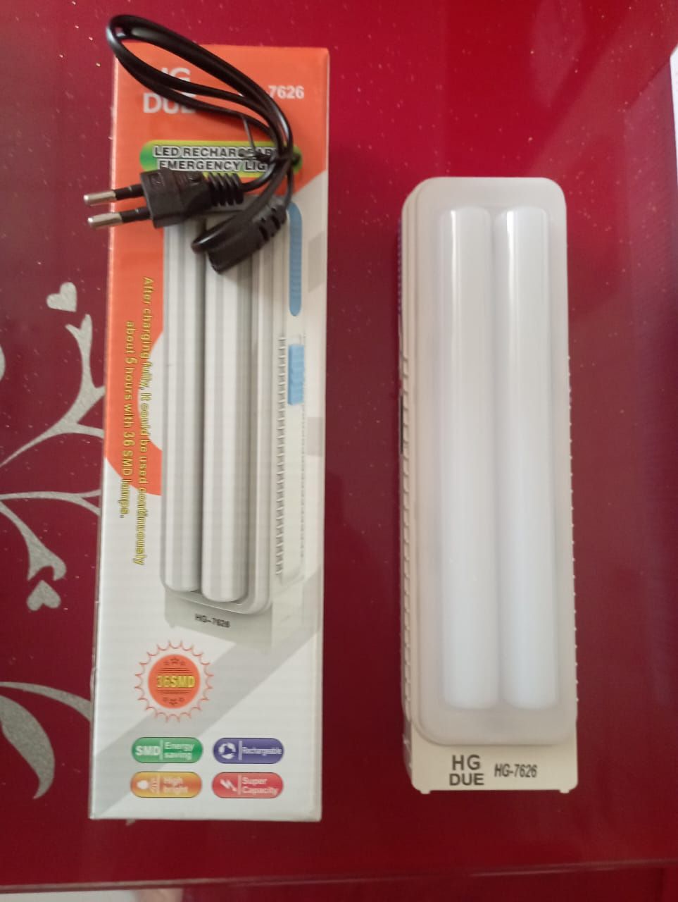 Продам LED лампу фонарь новую