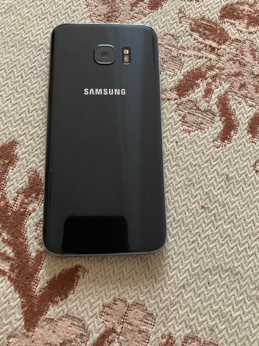 samaung s7 edge punct pe display 130 lei