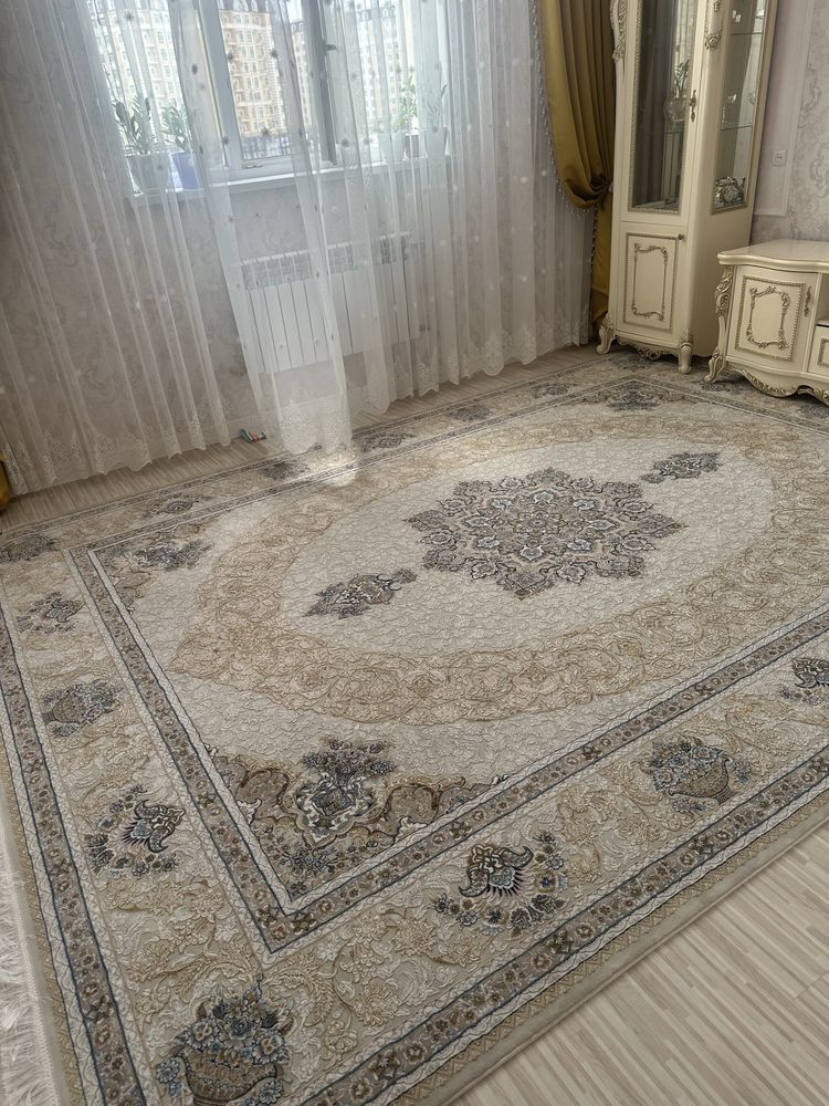 Иранский толстый ковер 3/4