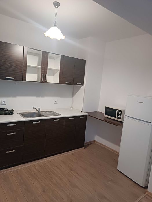 Дава се под наем Едностаен апартамент в Шумен, Център - 41 кв.м за 229.5 € - Снимка #6