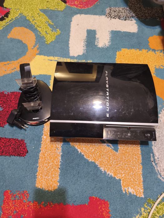 Consola defecta PS3 + incarcator manete