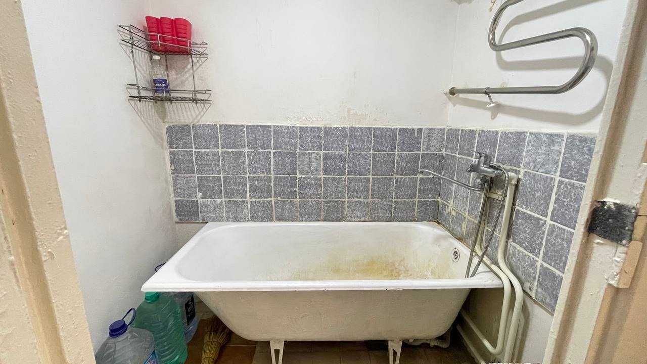 Продаётся квартира 1/3/4 Карасу 1 ор-р Дунё, базарчик 209-308 школы !