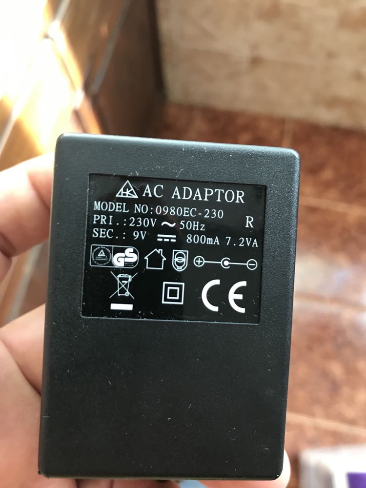 Зарядно 6v,8v,12v,18v и за нокиа