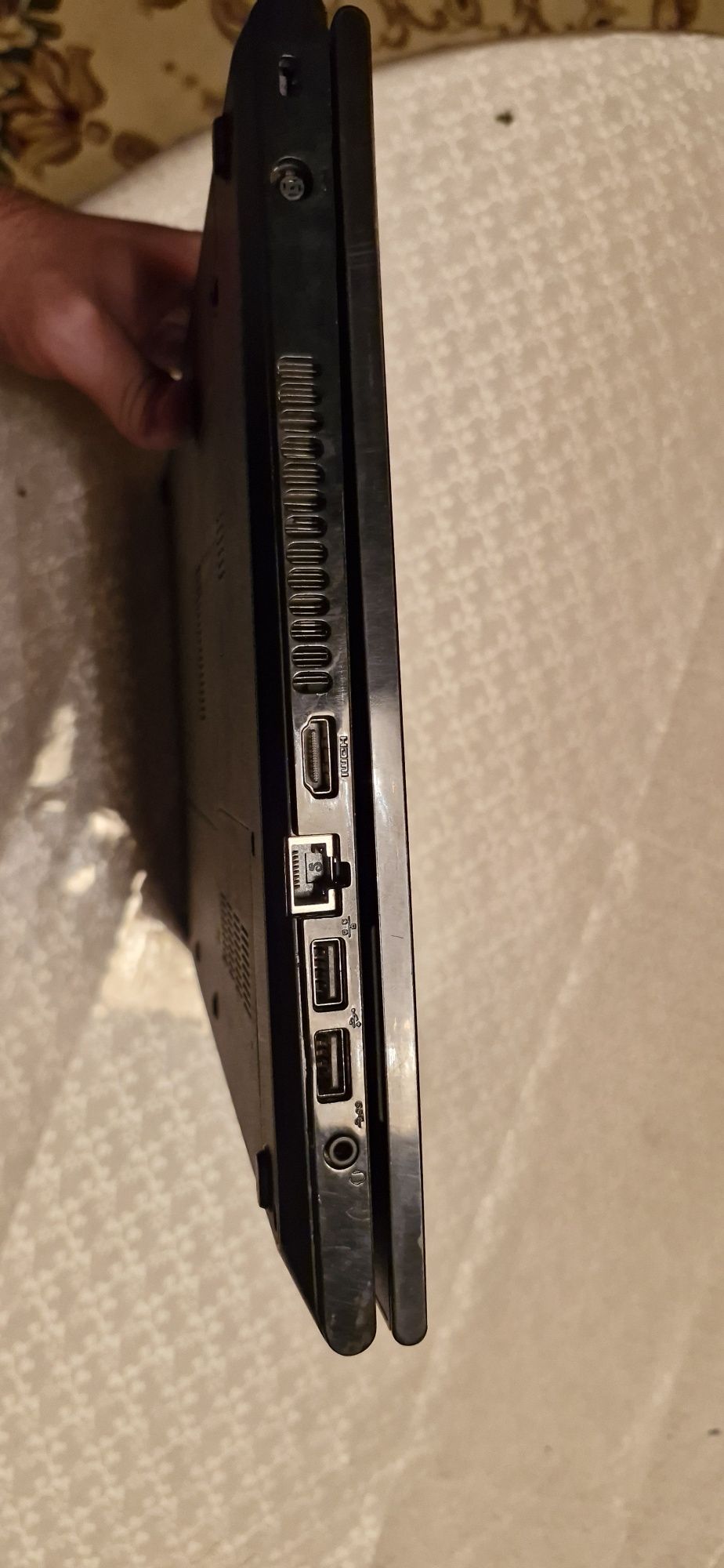 Продаётся ноутбук Dell (модель)"
