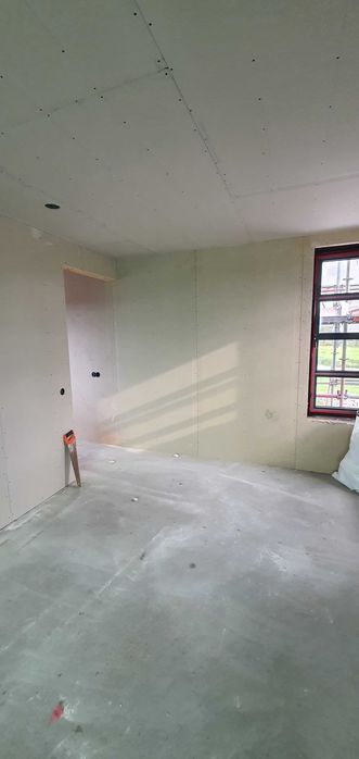 Rigips,glet,tencuieli,izolatii exterioare,vopsele,acoperise