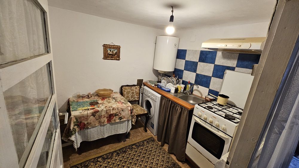 Casa de vânzare, zona Rahova, str Sandulita