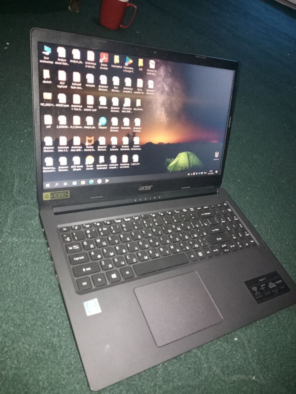 Acer ASPIRE qolgani rasmda batafsil