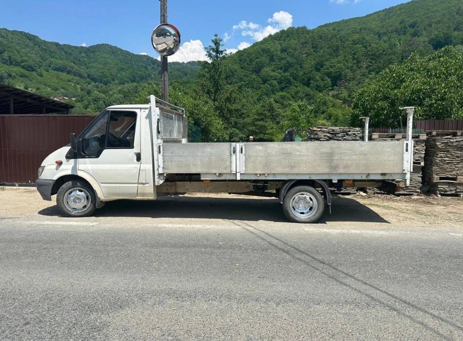 Ford transit 2.4 90cp