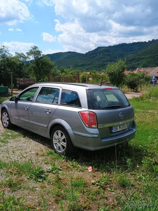 Opel Astra h 1,6 benzină