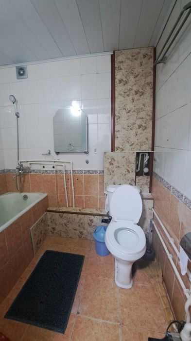 Чирчик шахар 
Окковок кумуш туйхонаси ёнида 
#2-хона 3-этаж 
Кварти