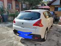 Peugeot 3008 2011