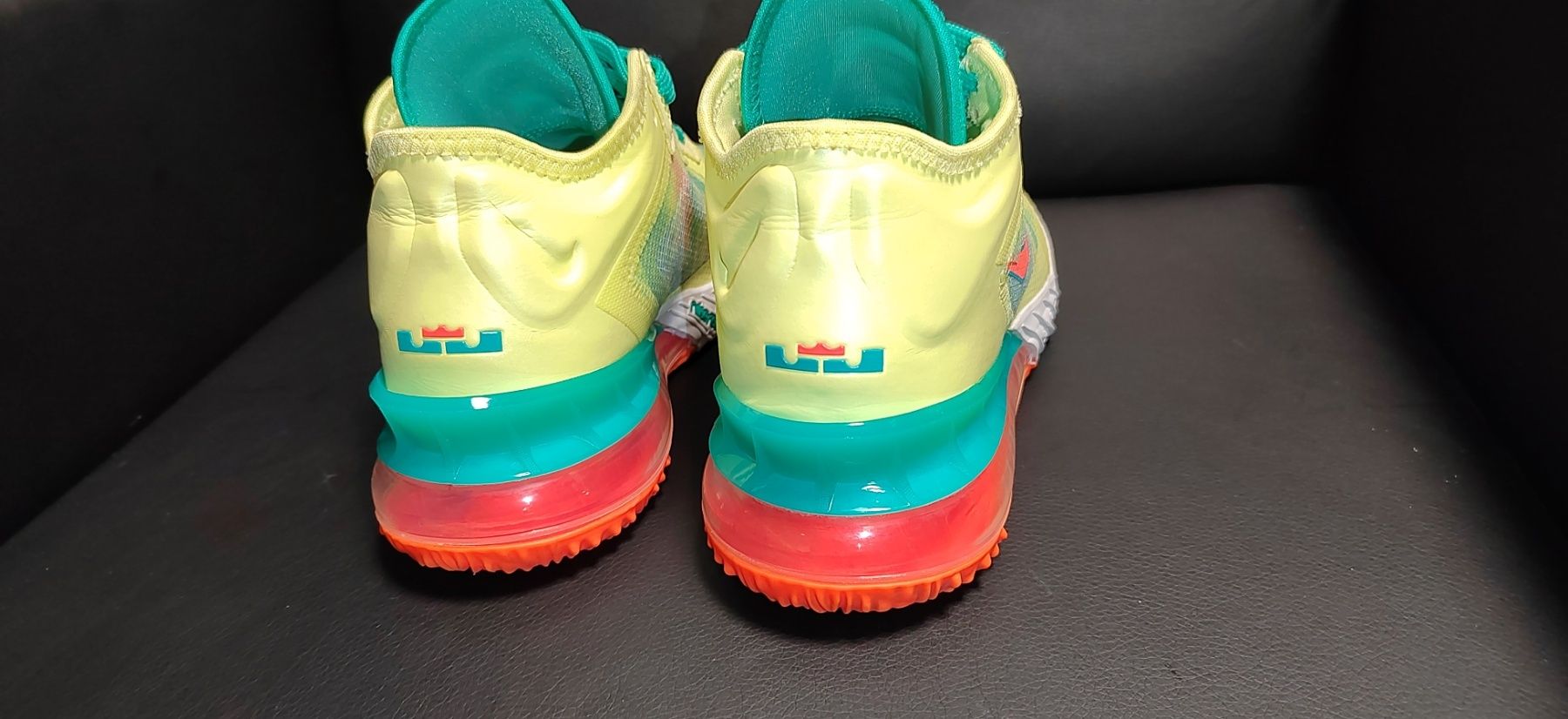 Nike Lebron XVIII Low, номер 36,5