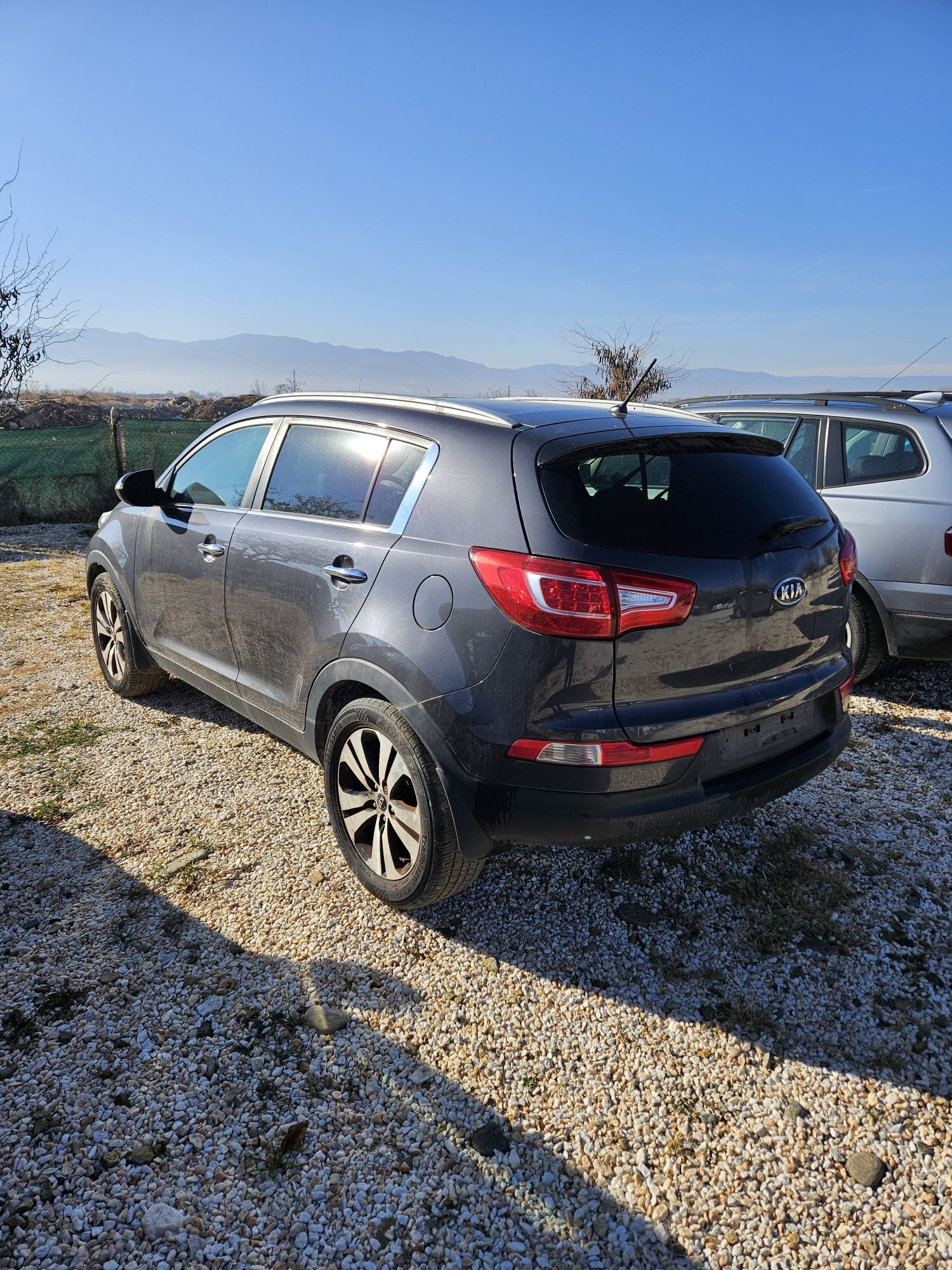 Kia Sportage на части