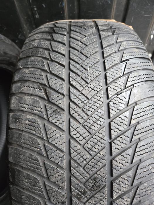 Anvelope iarna Bridgestone 19”