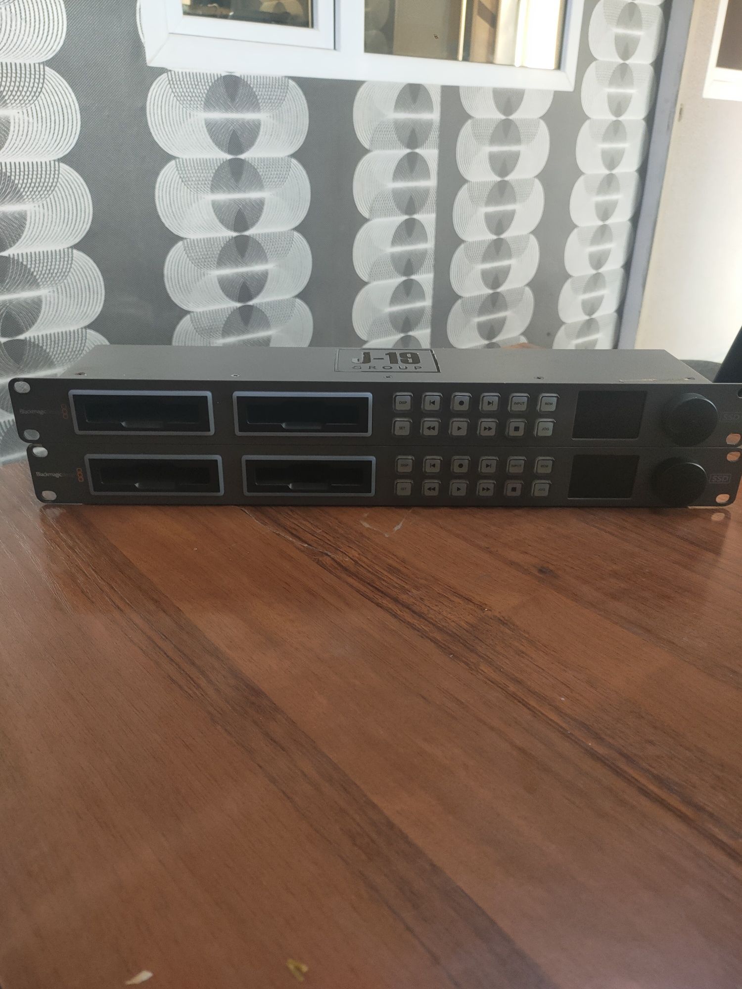 рекордер Blackmagic Design HyperDeck Studio Pro 2
