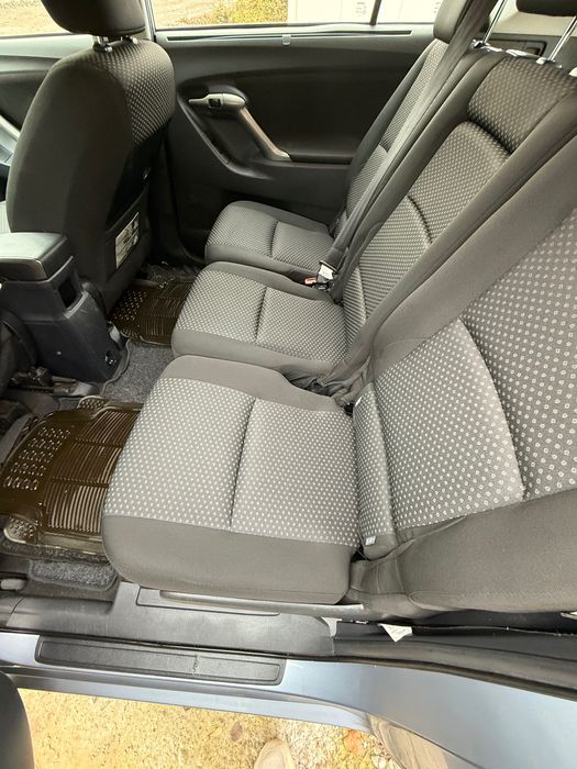 Toyota Verso 2.0 D-4D • 2009 • 7 места • Отлично състояние