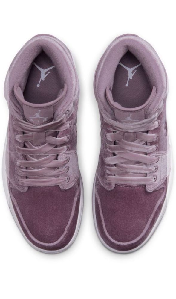Adidasi Nike Air Jordan 1 Mid Purple Velvet