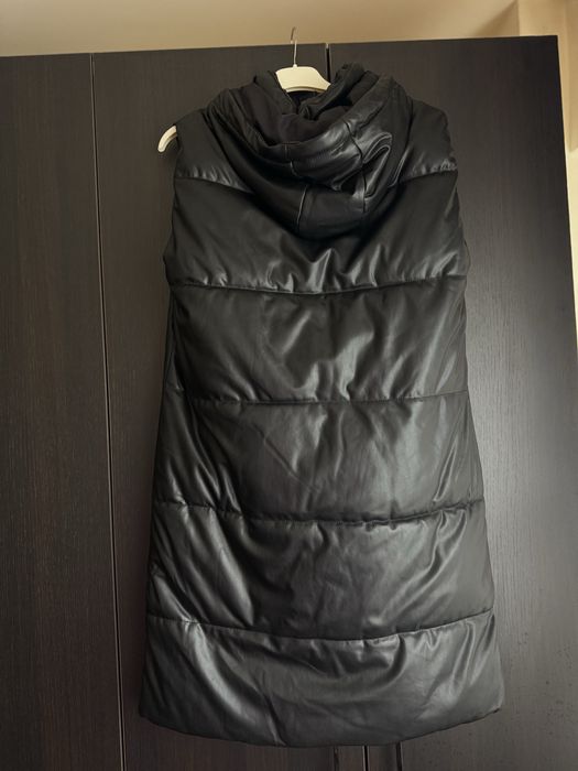 Vesta lunga de piele