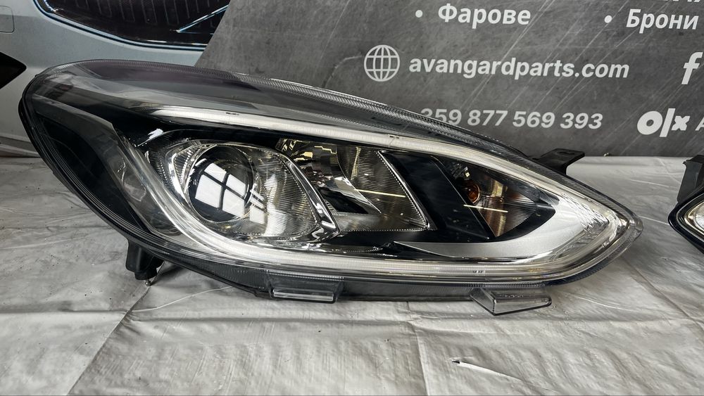 Фар Ford Fiesta MK8 ляв и десен 2 бр